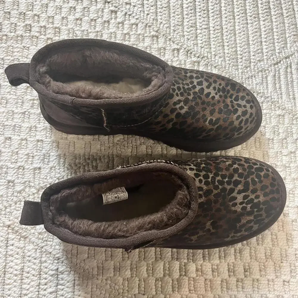 UGG size retail